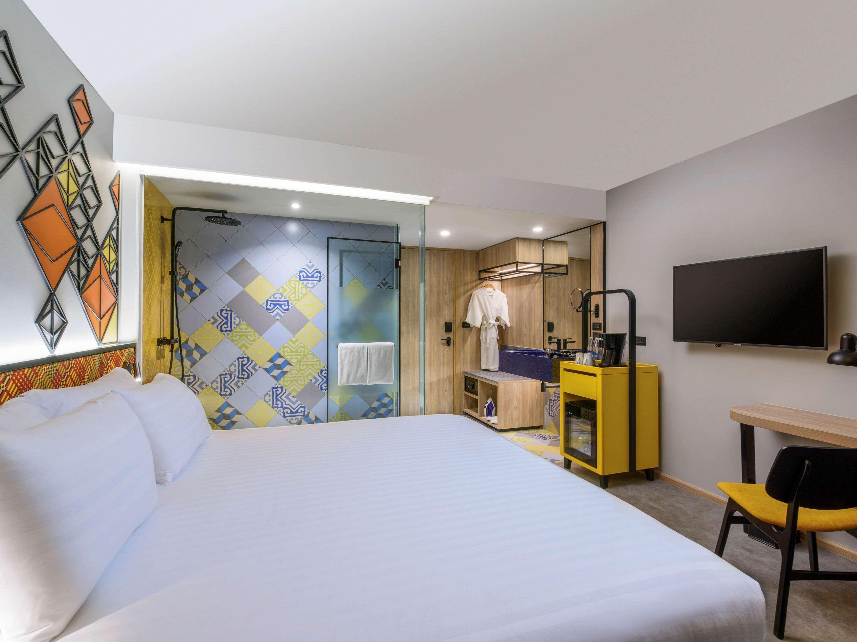 Отель Ibis Styles Bangkok Silom Экстерьер фото