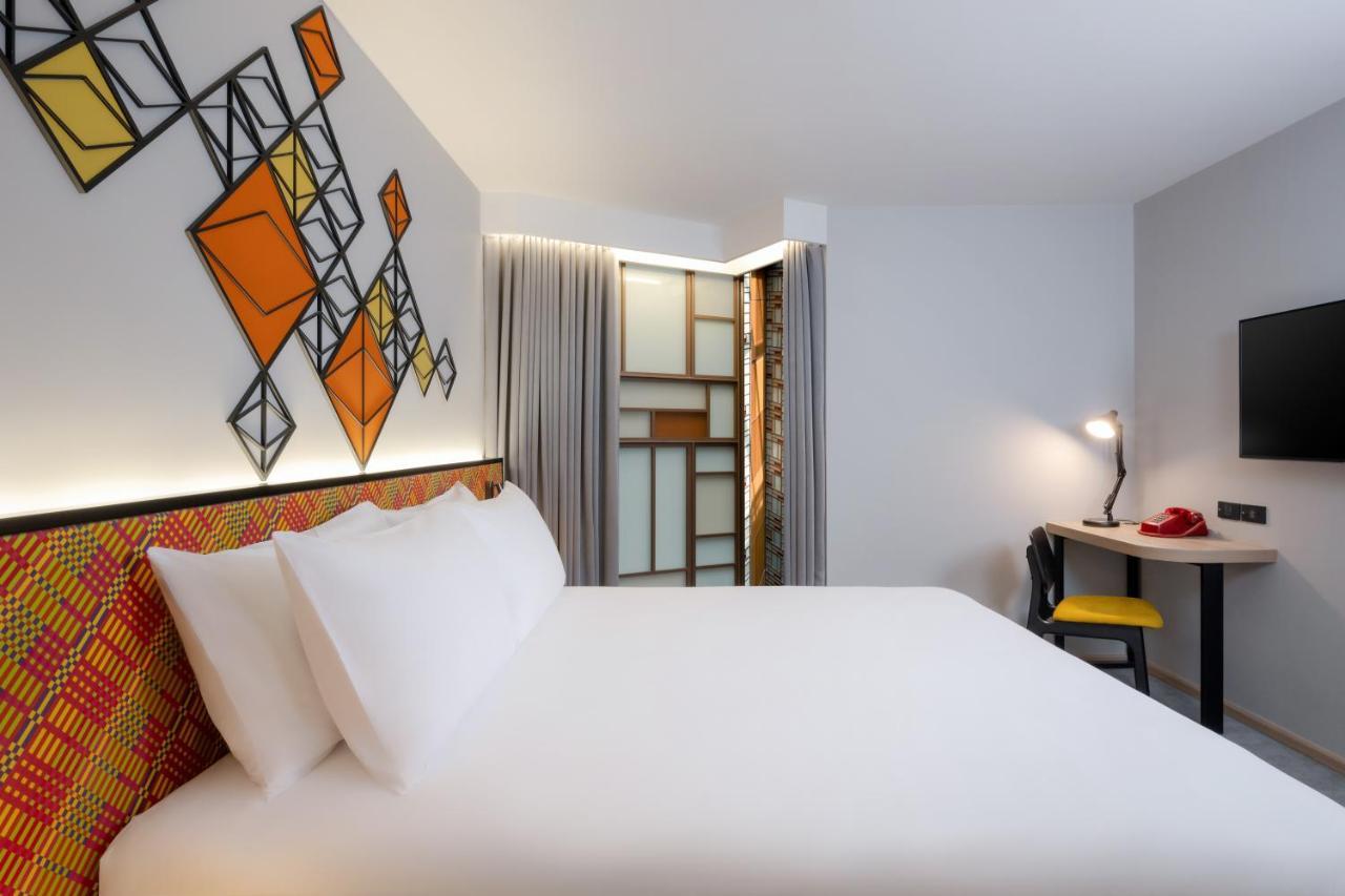 Отель Ibis Styles Bangkok Silom Экстерьер фото