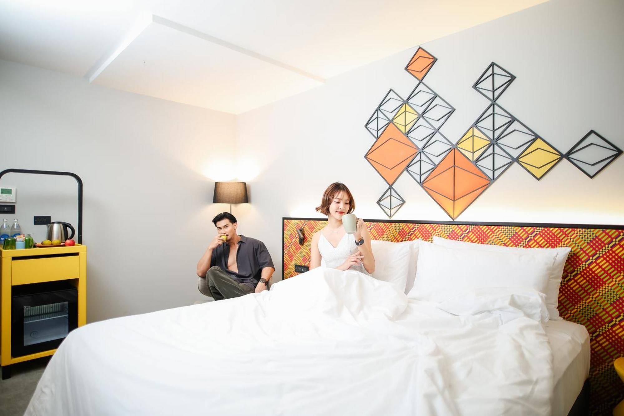 Отель Ibis Styles Bangkok Silom Экстерьер фото